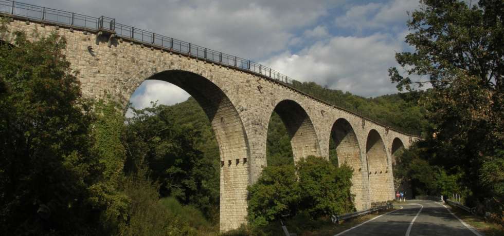 ponte ferrovia spoleto norcia